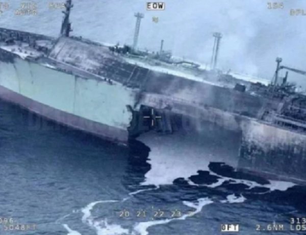 BIG BREAKING : भारत से लौट रहे ईरानी युद्धपोत पर अमेरिका का हमला, 87 ईरानी सैनिकों की मौत, मची तबाही